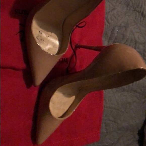 Authentic christian louboutin nude red bottoms - Picture 1 of 5
